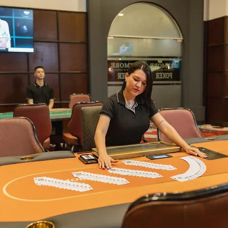 Waymore Hotel Spa & Casino-3